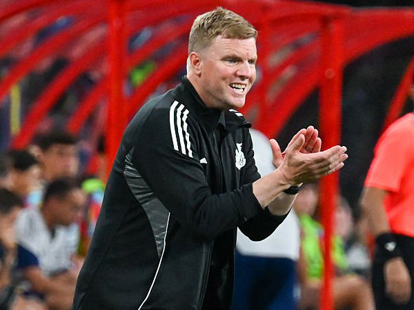 Eddie Howe Beri Peringatan Keras kepada Alexander Isak